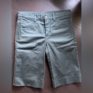 NWOT Dolce & Gabbana Boys Children’s Shorts. Formal to casual . Size 6.Straight